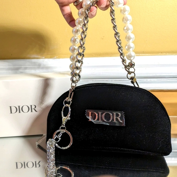 Dior - Picture 2 of 13